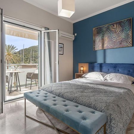 Captain'S Seafront Apartments نيدري المظهر الخارجي الصورة