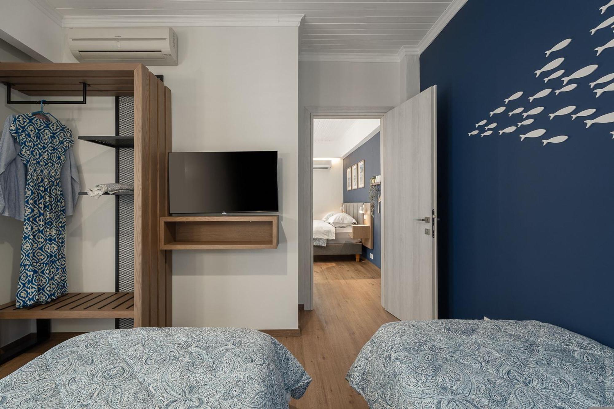 Captain'S Seafront Apartments نيدري المظهر الخارجي الصورة