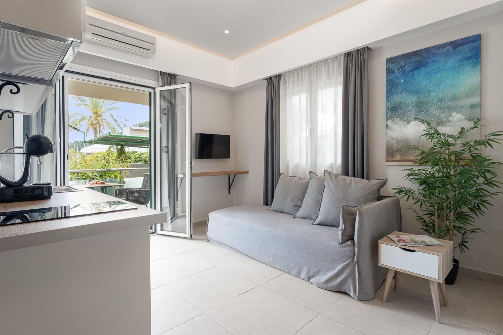 Captain'S Seafront Apartments نيدري المظهر الخارجي الصورة